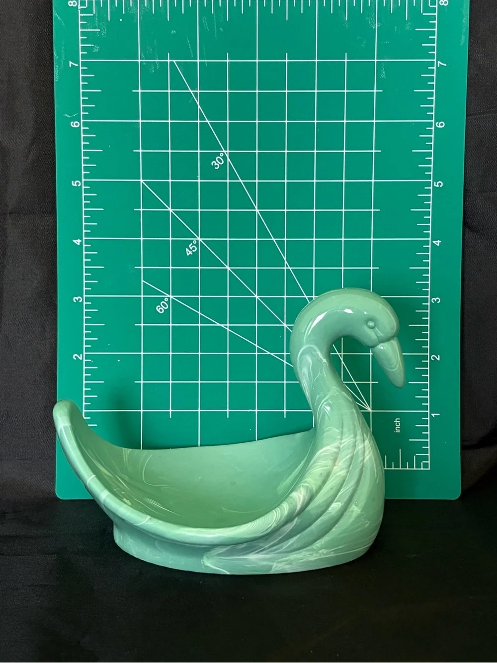 Vintage sea foam green molded plastic swan trinket/soap dish